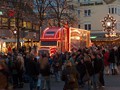 Viele Menschen sind am Abend gekommen