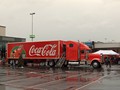 Der Coca-Cola Weihnachtstruck ist auf dem Ruhr-Park-Gelände in Bochum angekommen