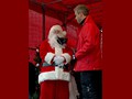 Santa Claus mit weihnachtlichen Grüße 