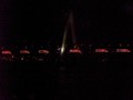 Alle 6 fahren beleuchtet über die Severinsbrücke von Köln